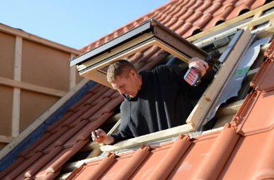 Pose de fenêtres de toit Velux à Geffosses